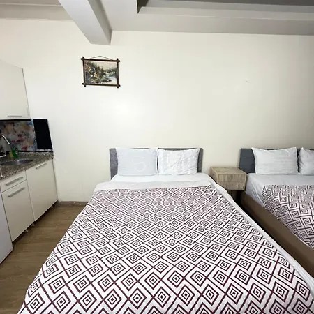 Turan Aparthotel 3*